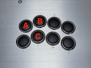 3ボタンモードのボタン配置（デフォルト）。これはちょっと押しにくい。