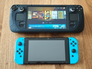 Nintendo Switchとの比較。幅がある。